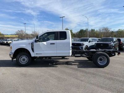 2026 Ford Chassis Cab - Photo 6