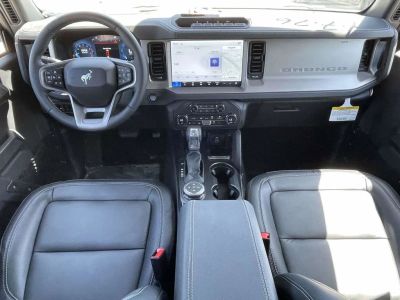 2026 Ford Bronco — photo 11 view