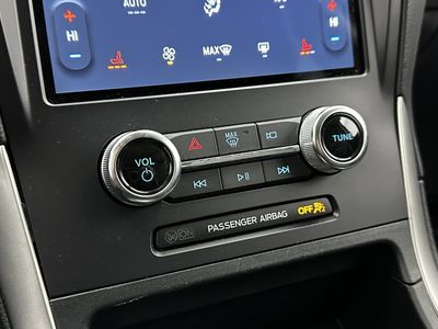 2024 Ford Edge - Photo 16