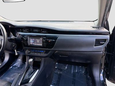 2015 Toyota Corolla — photo 17 view
