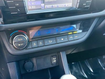 2015 Toyota Corolla — photo 27 view