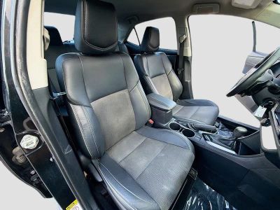 2015 Toyota Corolla — photo 14 view