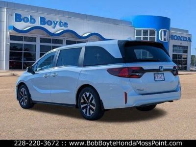 2026 Honda Odyssey — rear three-quarter view