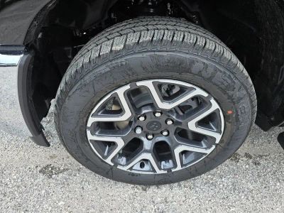 2026 Ram 1500 — photo 10 view