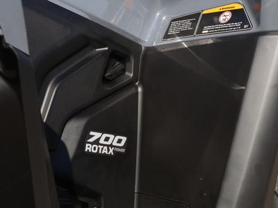 2026 Can-Am Outlander 700 - Photo 16