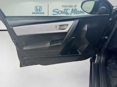 2018 Toyota Corolla — photo 19 view