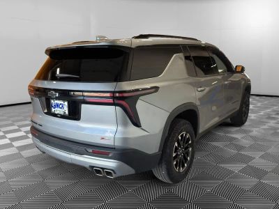 2025 Chevrolet Traverse — detail view