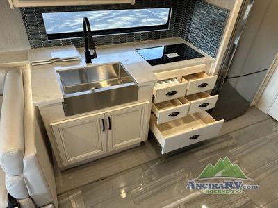 2023 Fleetwood RV Frontier GTX - Photo 11