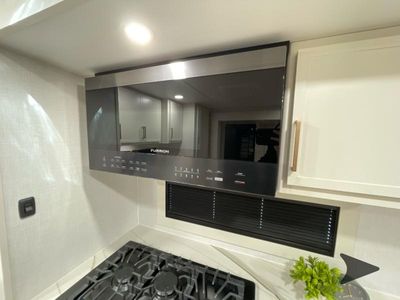 2026 Brinkley Model I - Photo 28