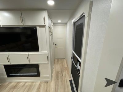 2026 Brinkley Model I - Photo 38