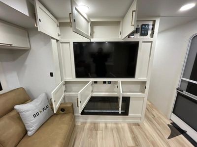 2026 Brinkley Model I - Photo 35