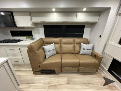 2026 Brinkley Model I - Photo 32