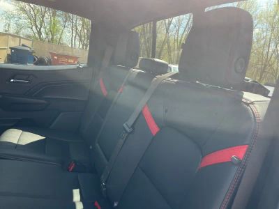 2024 Chevrolet Colorado — photo 18 view