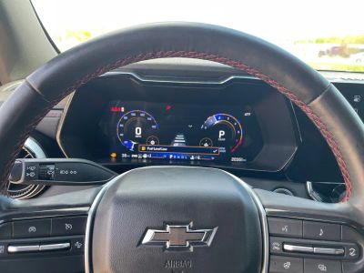 2024 Chevrolet Colorado — photo 10 view