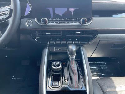 2024 Chevrolet Colorado — photo 13 view