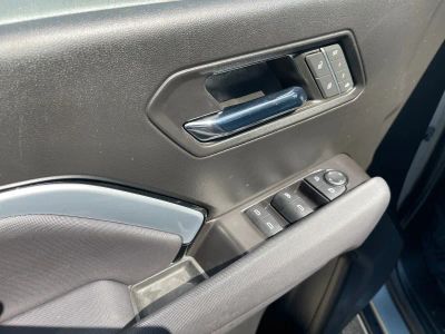 2024 Chevrolet Colorado — photo 20 view
