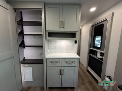 2026 Brinkley Model Z - Photo 27