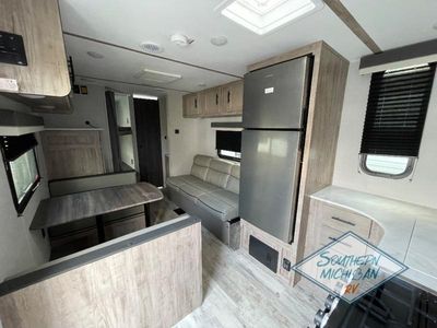 2023 Gulf Stream Conquest Ultra Lite - Photo 3