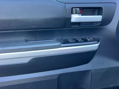 2015 Toyota Tundra - Photo 12