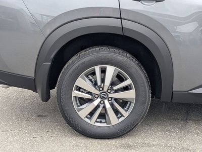2026 Nissan Pathfinder — photo 10 view