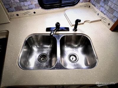 2012 Tiffin Allegro — photo 20 view