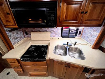 2012 Tiffin Allegro — photo 17 view
