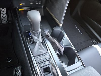 2026 Toyota Camry - Photo 14