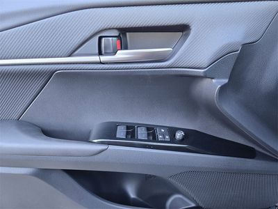 2026 Toyota Camry - Photo 15