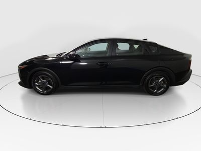 2025 Kia K4 - Photo 4