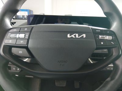 2025 Kia K4 - Photo 12