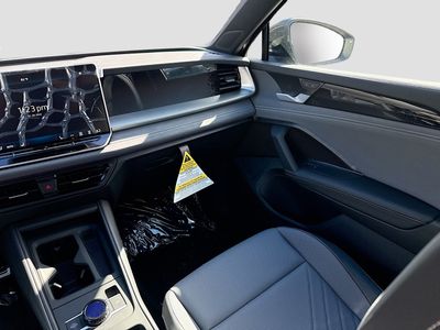 2026 Volkswagen Tiguan - Photo 19