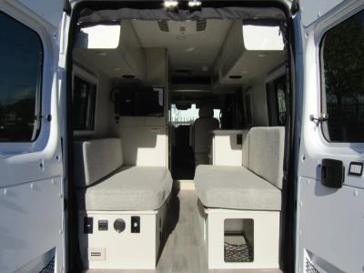 2026 Thor Motor Coach TELLARO - Photo 2