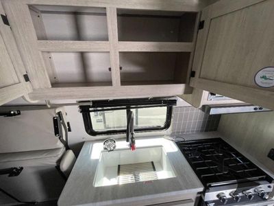 2025 Coachmen RV Catalina - Photo 15
