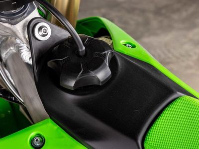2026 Kawasaki KX450 - Photo 21