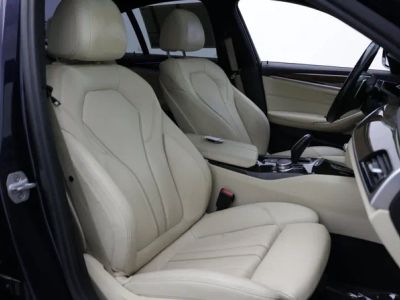 2017 BMW 5 Series — photo 42 view
