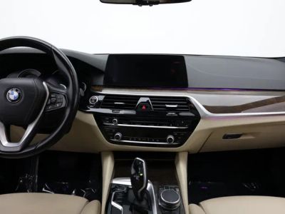 2017 BMW 5 Series — photo 32 view