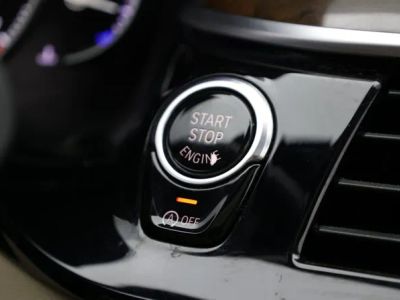 2017 BMW 5 Series — photo 26 view