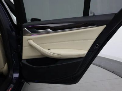 2017 BMW 5 Series — photo 36 view