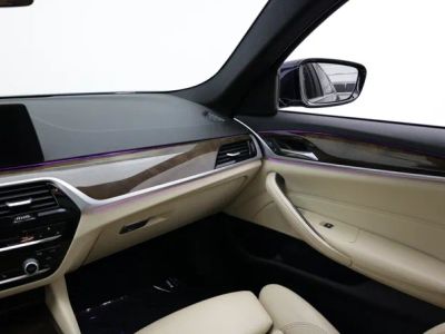 2017 BMW 5 Series — photo 33 view