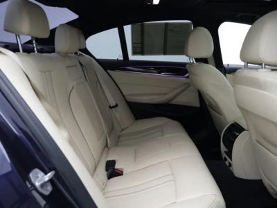 2017 BMW 5 Series — photo 37 view
