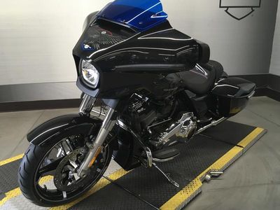 2026 Harley-Davidson FLHX - Street Glide - Photo 5