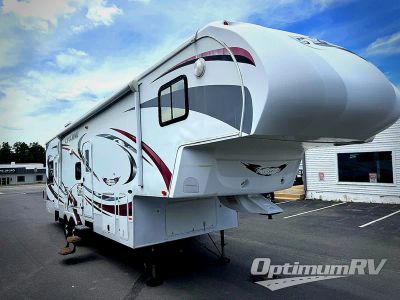 2011 Heartland Cyclone — front three-quarter view