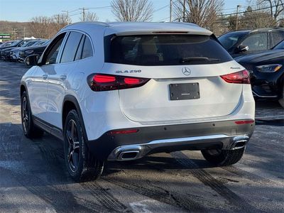 2026 Mercedes-Benz GLA - Photo 8