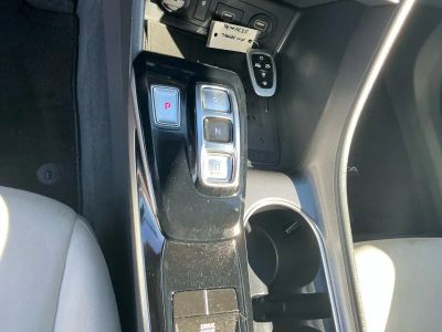 2023 Hyundai Sonata — photo 12 view