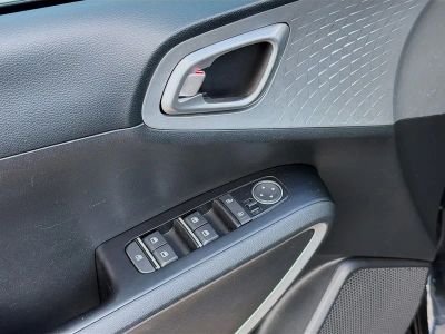 2023 Kia Soul — photo 21 view