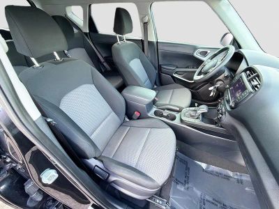 2023 Kia Soul — photo 14 view