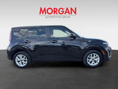 2023 Kia Soul — side profile view
