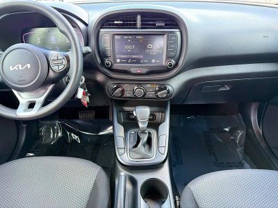 2023 Kia Soul — photo 18 view