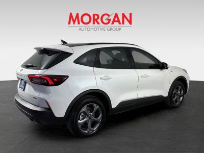 2025 Ford Escape — photo 8 view