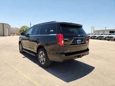 2026 Ford Expedition — detail view